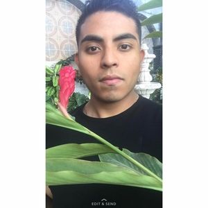 Meet your Posher, Luis